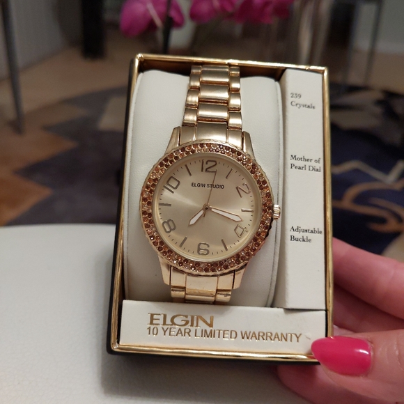 elgin studio watch